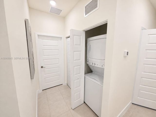 10407 NW 82nd St 34, Doral, FL 33178