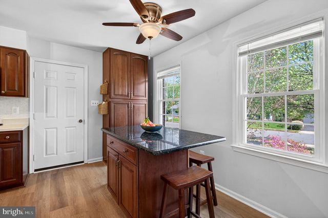 911 CHANCELLOR ST SW, Leesburg, VA 20175