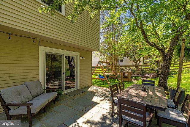 911 CHANCELLOR ST SW, Leesburg, VA 20175