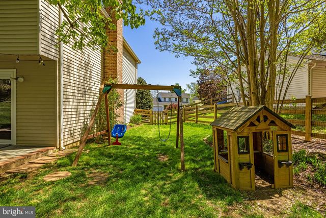 911 CHANCELLOR ST SW, Leesburg, VA 20175