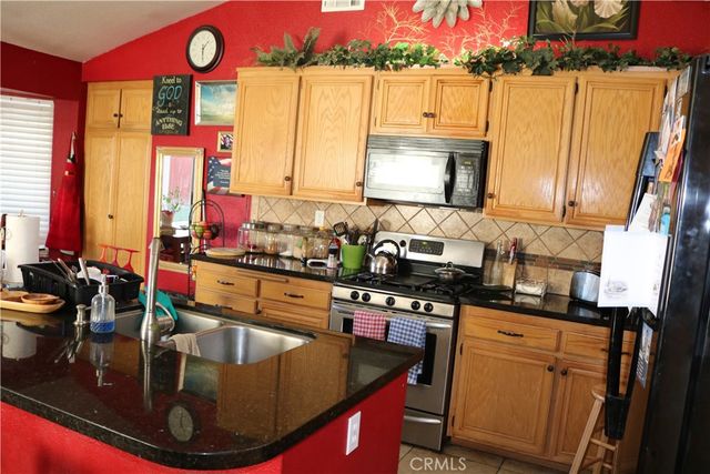 43461 Huron, Lancaster, CA 93535
