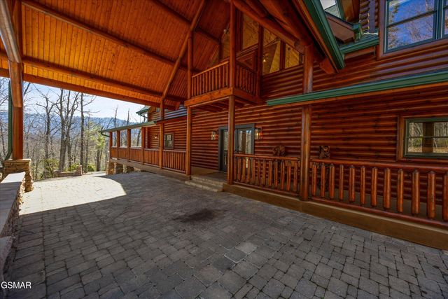 611 Pinnacle Vista, Gatlinburg, TN 37738