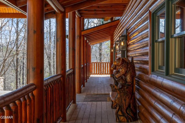 611 Pinnacle Vista, Gatlinburg, TN 37738