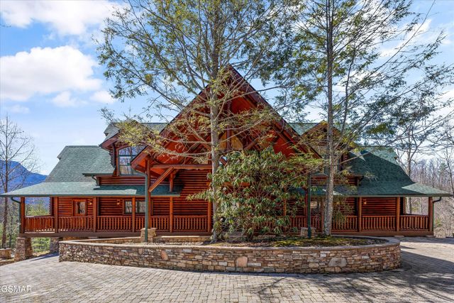 611 Pinnacle Vista, Gatlinburg, TN 37738
