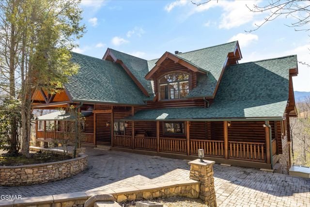 611 Pinnacle Vista, Gatlinburg, TN 37738