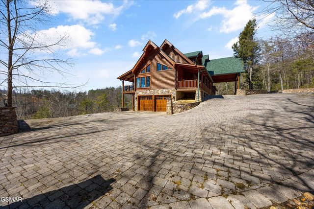 611 Pinnacle Vista, Gatlinburg, TN 37738