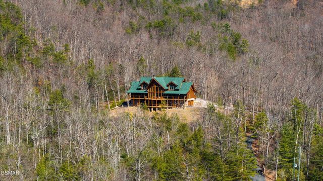 611 Pinnacle Vista, Gatlinburg, TN 37738
