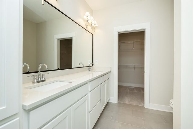 929 Wolf Creek Drive, Polk City, IA 50226