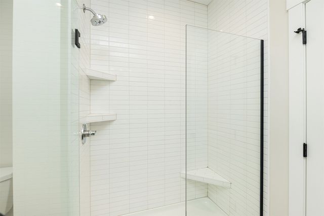 929 Wolf Creek Drive, Polk City, IA 50226