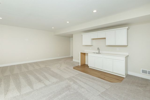 929 Wolf Creek Drive, Polk City, IA 50226