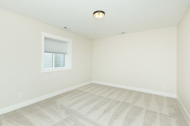 929 Wolf Creek Drive, Polk City, IA 50226