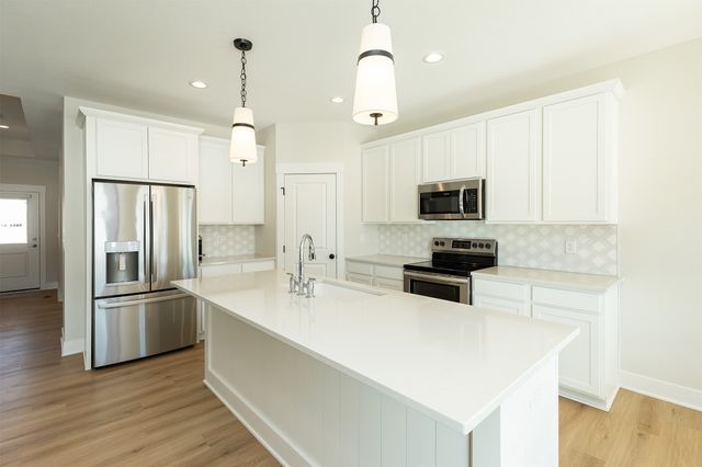 929 Wolf Creek Drive, Polk City, IA 50226