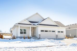 929 Wolf Creek Drive, Polk City, IA 50226