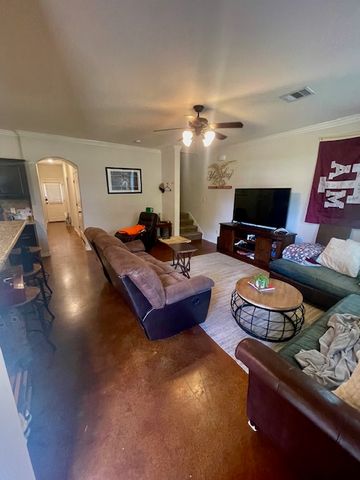 3342 Cullen Trail, College Station, TX 77845