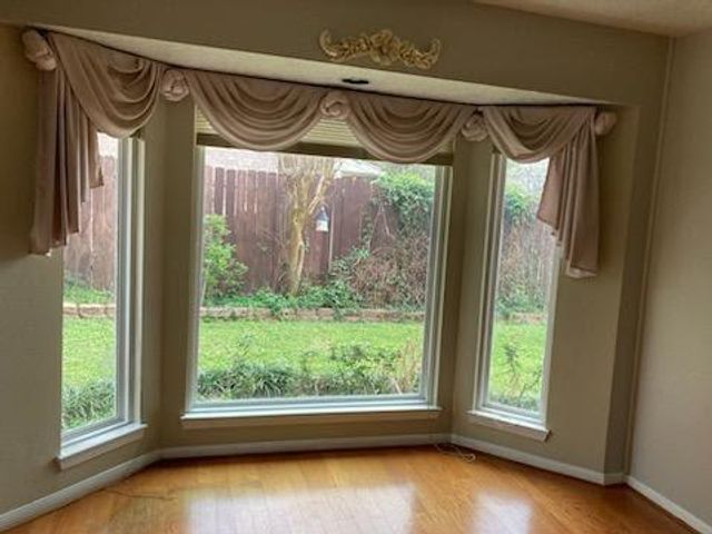 1709 Beaver Springs Court, Houston, TX 77090