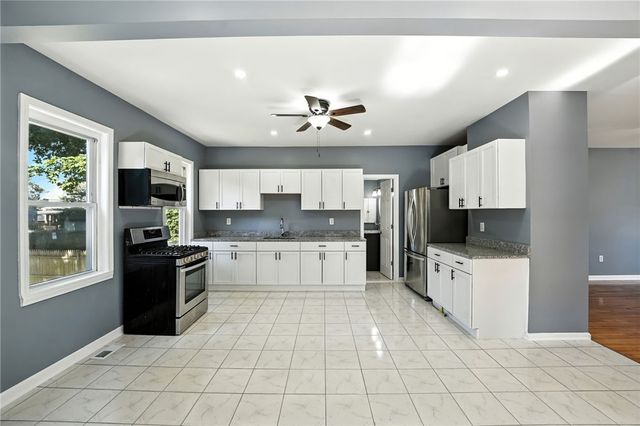 32 Carver Street, Pawtucket, RI 02860