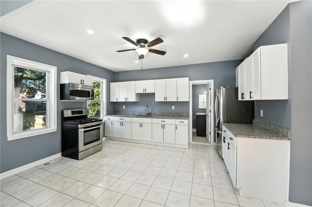 32 Carver Street, Pawtucket, RI 02860