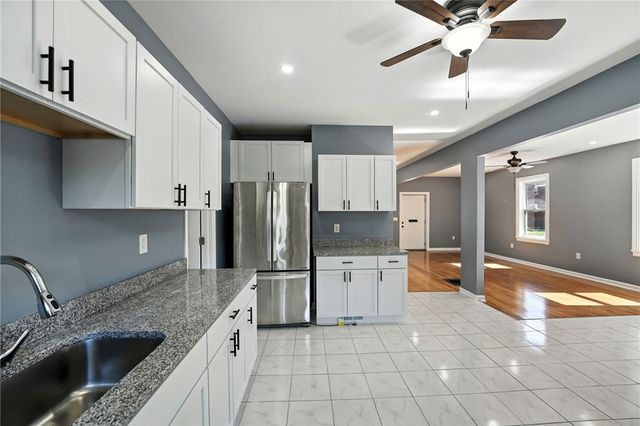 32 Carver Street, Pawtucket, RI 02860