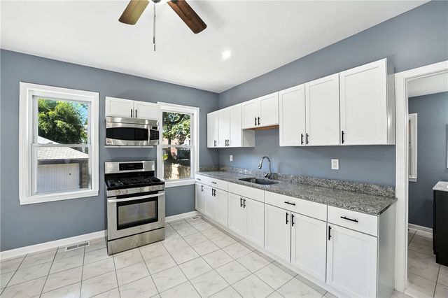 32 Carver Street, Pawtucket, RI 02860