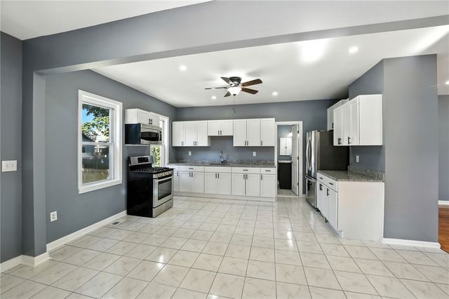 32 Carver Street, Pawtucket, RI 02860