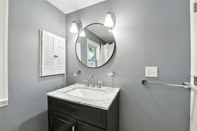 32 Carver Street, Pawtucket, RI 02860