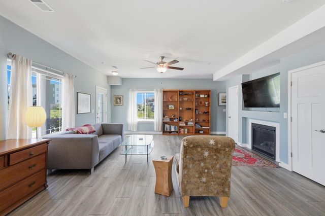 1901 N Windsor Avenue, Cottage Grove, WI 53527