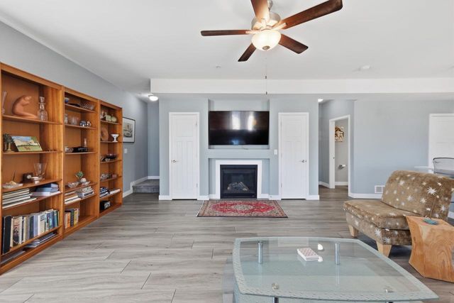 1901 N Windsor Avenue, Cottage Grove, WI 53527