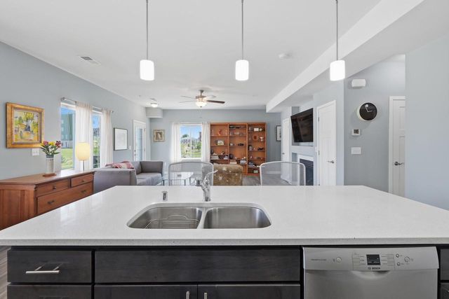 1901 N Windsor Avenue, Cottage Grove, WI 53527