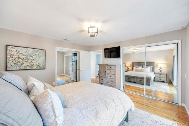 44 Derby Avenue, Greenlawn, NY 11740