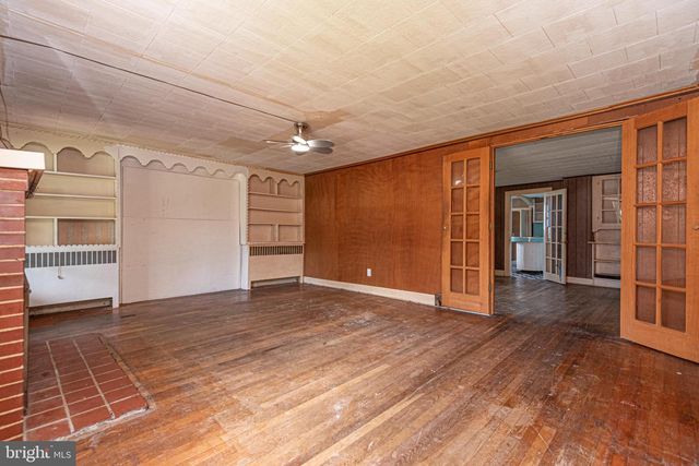 19 BURLEY ST, Berlin, MD 21811