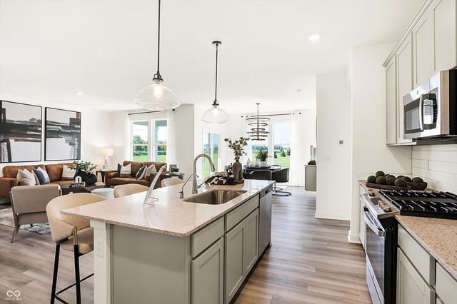 5359 Devonshire Way, Mccordsville, IN 46055