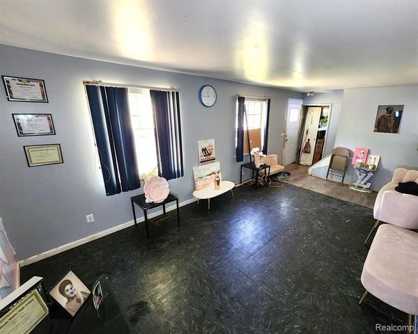6813 Sally Court, Flint, MI 48505