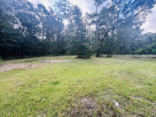 702 County Road 2339, Dayton, TX 77535