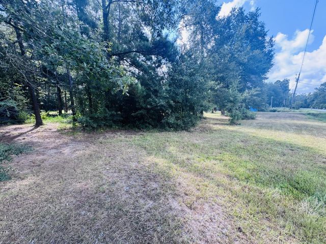 702 County Road 2339, Dayton, TX 77535