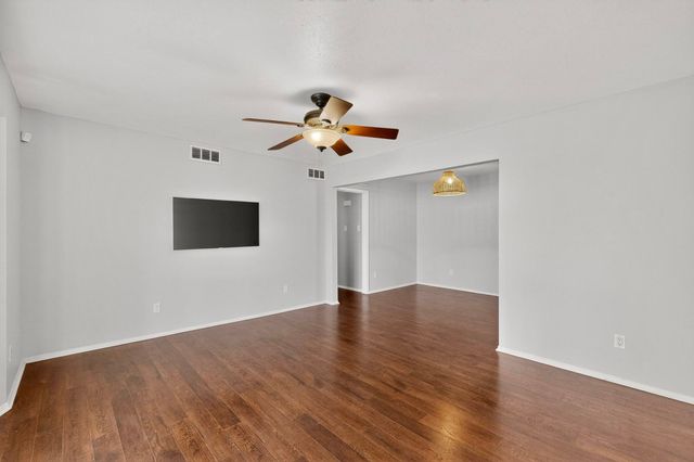 5843 E University Boulevard C, Dallas, TX 75206