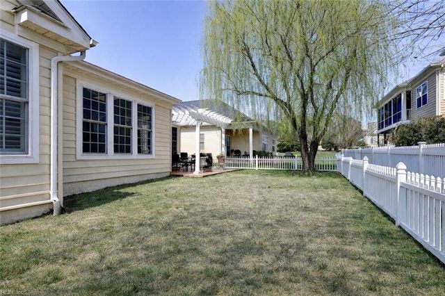 6505 Lloyds LN, Williamsburg, VA 23188