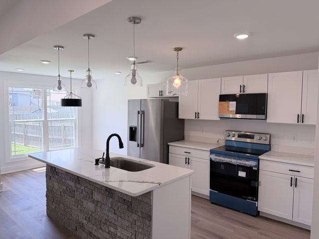 1172 Ewing Way, Clarksville, TN 37043