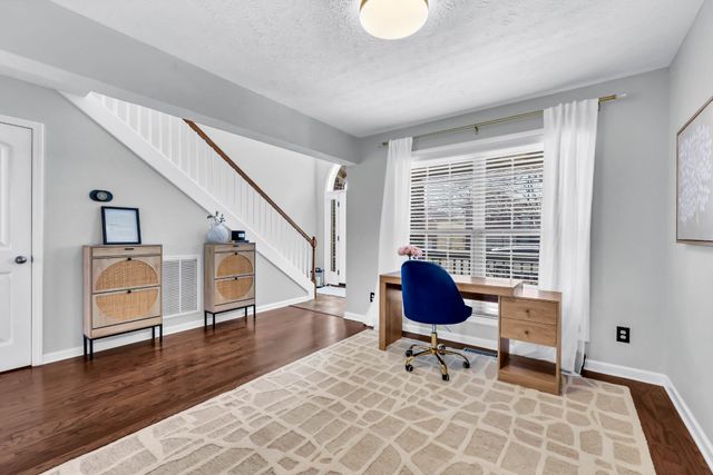 3460 Oak Creek Dr, Clarksville, TN 37040