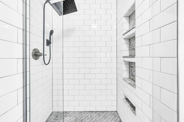 3460 Oak Creek Dr, Clarksville, TN 37040