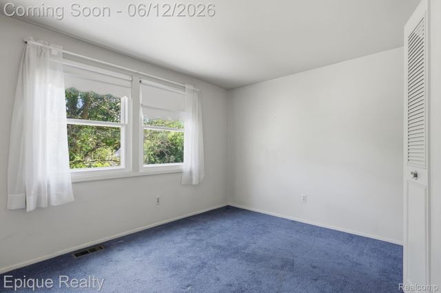 4856 Danbury Drive, Troy, MI 48085