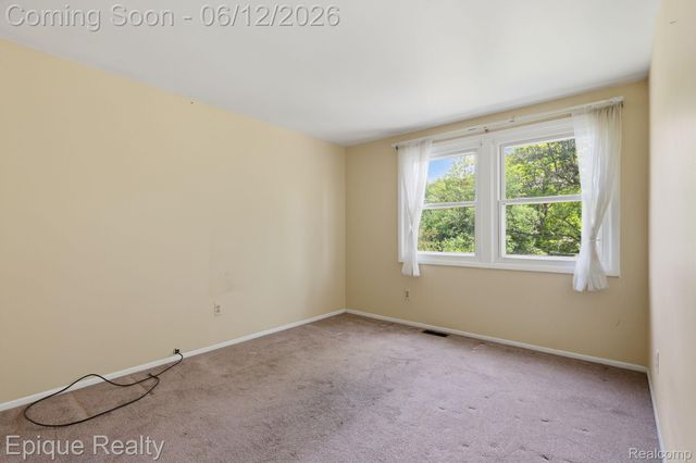 4856 Danbury Drive, Troy, MI 48085