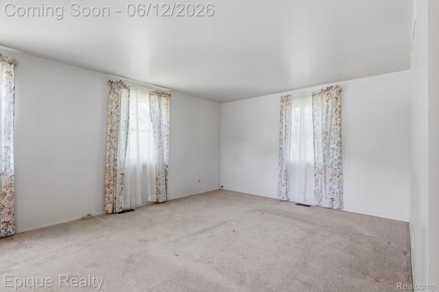 4856 Danbury Drive, Troy, MI 48085