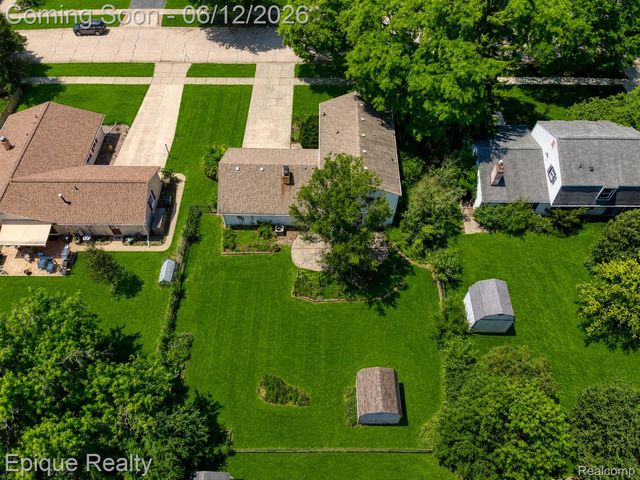 4856 Danbury Drive, Troy, MI 48085