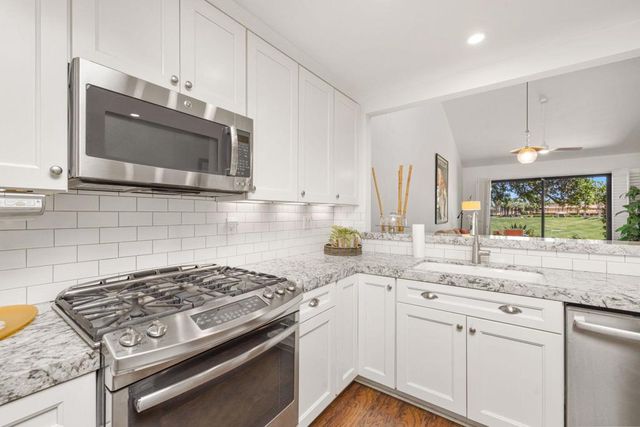 38858 Lobelia Circle, Palm Desert, CA 92211