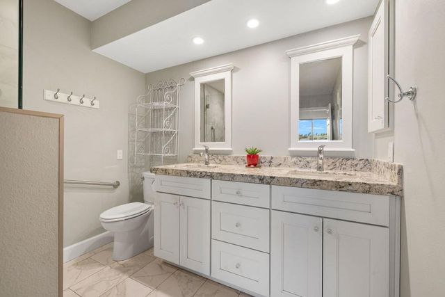 38858 Lobelia Circle, Palm Desert, CA 92211