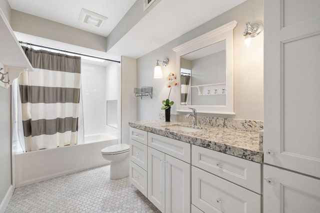 38858 Lobelia Circle, Palm Desert, CA 92211