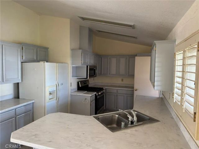 27250 Murrieta 77, Menifee, CA 92586