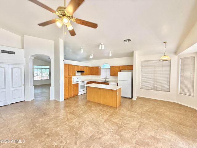 13896 W WILSHIRE Drive, Goodyear, AZ 85395