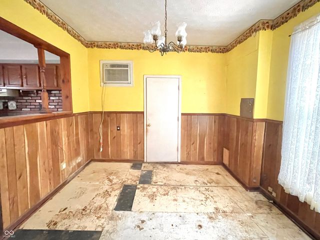 310 S Pleasant Street, Edinburgh, IN 46124