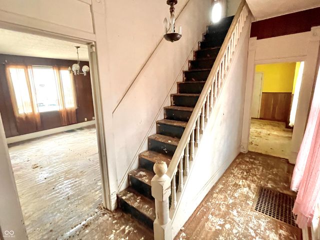 310 S Pleasant Street, Edinburgh, IN 46124